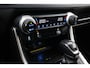 Toyota RAV4 2.5 Hybrid Bi-Tone | Trekhaak | Apple Carplay / Android Auto | Stoel-/stuurverwarming | Verwarmbare voorruit | Leder | LED | Parkeersensoren voor/achter | Camera | Keyless | Adaptive Cruise | Clima | 18 inch