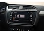 Volkswagen Tiguan 1.5 TSI Comfortline Business [ Apple carplay Navigatie Cruise control]
