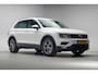Volkswagen Tiguan 1.5 TSI Comfortline Business [ Apple carplay Navigatie Cruise control]