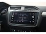 Volkswagen Tiguan 1.5 TSI Comfortline Business [ Apple carplay Navigatie Cruise control]