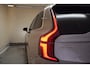 Volvo XC90 T8 Recharge Plug-In Hybrid AWD Core [ Apple/Android Navi Camera Trekhaak (2400kg!) ]