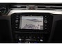 Volkswagen Passat 1.4 TSI PHEV GTE Business [ LED Navi Camera ergoActive Stoelverwarming Trekhaak ]