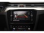 Volkswagen Passat 1.4 TSI PHEV GTE Business [ LED Navi Camera ergoActive Stoelverwarming Trekhaak ]