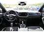 Volkswagen T-Roc 1.5 TSI Sport Business R 150pk | LED | Trekhaak | Apple CarPlay | Camera | Stoel & Stuurverwarming