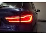 BMW X1 sDrive20i High Executive Sport Aut. [ LED Leder Navi prof. HUD Trekhaak ]
