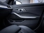 BMW 3-Serie Touring 320i High Executive Edition - M-Sport l 19'' l Camera l Sfeeverl.