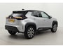 Toyota Yaris Cross 1.5 Hybrid Dynamic | Trekhaak | Dodehoek detectie | Stoel-/stuurverwarming | Apple Carplay / Android Auto | Parkeersensoren voor/achter | Keyless | Adaptive Cruise | Clima | Full LED | 17 inch