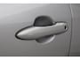 Toyota Yaris Cross 1.5 Hybrid Dynamic | Trekhaak | Dodehoek detectie | Stoel-/stuurverwarming | Apple Carplay / Android Auto | Parkeersensoren voor/achter | Keyless | Adaptive Cruise | Clima | Full LED | 17 inch