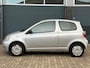 Toyota Yaris 1.3-16V VVT-i Luna NIEUWE APK