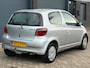 Toyota Yaris 1.3-16V VVT-i Luna NIEUWE APK