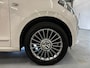 Volkswagen Up! 1.0 Cheer|Stoelverwarming|15Inch Velgen|Airco|Navi|Bluetooth|Lage KM stand|