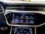 Audi A6 Avant 55 TFSI e quattro S-Line Competition / 367pk / Panorama dak / Trekhaak / Dodehoek herkenning / Elektrische stoelverstelling /