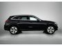Mercedes-Benz GLC 300 e 4MATIC Plug-In Hybride Trekhaak | Ledkoplampen | Stoel en Stuurverwarming | Parkeerpakket met achteruitcamera. Inclusief 24 maanden Mercedes-Benz Certified garantie voor Europa.