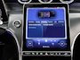 Mercedes-Benz GLC 300 e 4MATIC Plug-In Hybride Trekhaak | Ledkoplampen | Stoel en Stuurverwarming | Parkeerpakket met achteruitcamera. Inclusief 24 maanden Mercedes-Benz Certified garantie voor Europa.