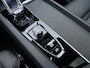 Volvo XC60 T8 455pk AWD Ultra Black Edition / 22'' / Head-Up / Lederen Dashboard / Full-LED / Panoramadak / Sportstoelen / Getint Glas / El. Stoelen / ACC / BLIS / Stoel + Stuurw. Verwarming /
