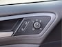 Volkswagen Golf 1.4 TSI Business Edition R-Line *Pano | ACC | Keyless entry & start | Camera | Stoelverwarming | Clima | Navi | Bluetooth*