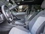 Volkswagen Golf 1.4 TSI Business Edition R-Line *Pano | ACC | Keyless entry & start | Camera | Stoelverwarming | Clima | Navi | Bluetooth*