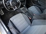Volkswagen Golf 1.4 TSI Business Edition R-Line *Pano | ACC | Keyless entry & start | Camera | Stoelverwarming | Clima | Navi | Bluetooth*