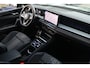 Volkswagen Tayron 1.5 eHybrid R-Line | Trekhaak | 360 Camera | Sfeerverlichting | Cipressino Grün |
