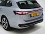 Volkswagen Passat Variant 1.5 eHybrid 204PK | Leder/Alcantara | Massage | Sfeerlicht | Camera | Keyless | Adaptive Cruise | Carplay