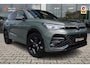 Volkswagen Tiguan 1.5 eHybrid R-Line | Leder | Memory | 360 Camera | Cipressino Grün |