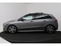 Mercedes-Benz B-klasse 180 Business Solution AMG (PANORAMADAK, STOELVERWARMING, CAMERA, NAVIGATIE)