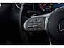 Mercedes-Benz B-klasse 180 Business Solution AMG (PANORAMADAK, STOELVERWARMING, CAMERA, NAVIGATIE)