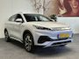 BYD Atto 3 (SOH 94%) DESIGN 60 kWh WLTP 420 KM * 45 STUKS OP VOORRAAD* APPLE CARPLAY/ ANDROID AUTO ELEK. ACHTERKLEP PANORAMADAK ELEK. VOORSTOELEN KEYLESS ENTRY/ START 360 CAMERA STOELVERWARMING NAVI NIEUWSTAAT !!!