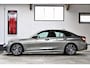 BMW 3-Serie 320i High Executive M Sport | Apple Car Play | HUD | Dealer onderhouden