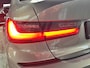 BMW 3-Serie 320i High Executive M Sport | Apple Car Play | HUD | Dealer onderhouden