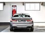 BMW 3-Serie 320i High Executive M Sport | Apple Car Play | HUD | Dealer onderhouden