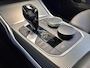 BMW 3-Serie 320i High Executive M Sport | Apple Car Play | HUD | Dealer onderhouden