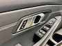 BMW 3-Serie 320i High Executive M Sport | Apple Car Play | HUD | Dealer onderhouden