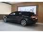 Volkswagen Passat Variant 1.5 eHybrid 272PK R-Line Black Style Leder/Pano/IQ.Light/360/Headup/HK/Navi Max/ACC/19"/Trekhaak wegkl.