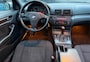 BMW 3-Serie 320i Executive CLIMA SCH. DAK RIJDT GOED PDC LMV NAP APK