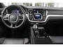 Volvo V60 2.0 T6 Plug-in hybrid 350PK AWD PLUS DARK | LONG RANGE | PANORAMISCH SCHUIF/KANTELDAK | NAVIGATIE VIA GOOGLE AUTO | APPLE CARPLAY / ANDROID AUTO | FULL-LED KOPLAMPEN | 19'' LICHTMETALEN VELGEN | LEDEREN BEKLEDING | POWER SEATS - BESTUURDERS- EN PASSAGIERSSTOEL ELEKTRISCHVERSTELBAAR MET GEHEUGEN, ELEKTRISCH VERSTELBARE ZITVERLENGERS /LENDESTEUN VIERVOUDIG | STOEL- EN ACHTERBANKVERWARMING | STUURVERWARMING | PARKEERVERWARMING MET TIMER (STANDKACHEL) | ACHTERUIRIJ CAMERA | EXTRA GETINTE ACHTERRUITEN | ELEKTRISCH BEDIENBARE ACHTERKLEP | ELEKTRISCH INKLAPBARE BUITENSPIEGELS |