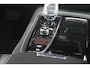 Volvo V60 2.0 T6 Plug-in hybrid 350PK AWD PLUS DARK | LONG RANGE | PANORAMISCH SCHUIF/KANTELDAK | NAVIGATIE VIA GOOGLE AUTO | APPLE CARPLAY / ANDROID AUTO | FULL-LED KOPLAMPEN | 19'' LICHTMETALEN VELGEN | LEDEREN BEKLEDING | POWER SEATS - BESTUURDERS- EN PASSAGIERSSTOEL ELEKTRISCHVERSTELBAAR MET GEHEUGEN, ELEKTRISCH VERSTELBARE ZITVERLENGERS /LENDESTEUN VIERVOUDIG | STOEL- EN ACHTERBANKVERWARMING | STUURVERWARMING | PARKEERVERWARMING MET TIMER (STANDKACHEL) | ACHTERUIRIJ CAMERA | EXTRA GETINTE ACHTERRUITEN | ELEKTRISCH BEDIENBARE ACHTERKLEP | ELEKTRISCH INKLAPBARE BUITENSPIEGELS |