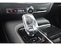 Volvo V60 2.0 T6 Plug-in hybrid 350PK AWD PLUS DARK | LONG RANGE | PANORAMISCH SCHUIF/KANTELDAK | NAVIGATIE VIA GOOGLE AUTO | APPLE CARPLAY / ANDROID AUTO | FULL-LED KOPLAMPEN | 19'' LICHTMETALEN VELGEN | LEDEREN BEKLEDING | POWER SEATS - BESTUURDERS- EN PASSAGIERSSTOEL ELEKTRISCHVERSTELBAAR MET GEHEUGEN, ELEKTRISCH VERSTELBARE ZITVERLENGERS /LENDESTEUN VIERVOUDIG | STOEL- EN ACHTERBANKVERWARMING | STUURVERWARMING | PARKEERVERWARMING MET TIMER (STANDKACHEL) | ACHTERUIRIJ CAMERA | EXTRA GETINTE ACHTERRUITEN | ELEKTRISCH BEDIENBARE ACHTERKLEP | ELEKTRISCH INKLAPBARE BUITENSPIEGELS |