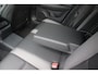 Volvo V60 2.0 T6 Plug-in hybrid 350PK AWD PLUS DARK | LONG RANGE | PANORAMISCH SCHUIF/KANTELDAK | NAVIGATIE VIA GOOGLE AUTO | APPLE CARPLAY / ANDROID AUTO | FULL-LED KOPLAMPEN | 19'' LICHTMETALEN VELGEN | LEDEREN BEKLEDING | POWER SEATS - BESTUURDERS- EN PASSAGIERSSTOEL ELEKTRISCHVERSTELBAAR MET GEHEUGEN, ELEKTRISCH VERSTELBARE ZITVERLENGERS /LENDESTEUN VIERVOUDIG | STOEL- EN ACHTERBANKVERWARMING | STUURVERWARMING | PARKEERVERWARMING MET TIMER (STANDKACHEL) | ACHTERUIRIJ CAMERA | EXTRA GETINTE ACHTERRUITEN | ELEKTRISCH BEDIENBARE ACHTERKLEP | ELEKTRISCH INKLAPBARE BUITENSPIEGELS |