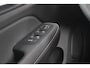 Volvo V60 2.0 T6 Plug-in hybrid 350PK AWD PLUS DARK | LONG RANGE | PANORAMISCH SCHUIF/KANTELDAK | NAVIGATIE VIA GOOGLE AUTO | APPLE CARPLAY / ANDROID AUTO | FULL-LED KOPLAMPEN | 19'' LICHTMETALEN VELGEN | LEDEREN BEKLEDING | POWER SEATS - BESTUURDERS- EN PASSAGIERSSTOEL ELEKTRISCHVERSTELBAAR MET GEHEUGEN, ELEKTRISCH VERSTELBARE ZITVERLENGERS /LENDESTEUN VIERVOUDIG | STOEL- EN ACHTERBANKVERWARMING | STUURVERWARMING | PARKEERVERWARMING MET TIMER (STANDKACHEL) | ACHTERUIRIJ CAMERA | EXTRA GETINTE ACHTERRUITEN | ELEKTRISCH BEDIENBARE ACHTERKLEP | ELEKTRISCH INKLAPBARE BUITENSPIEGELS |