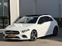 Mercedes-Benz A-klasse 180 Premium AMG Line | Pano-Dak/Sfeerverlichting/Camera/18-inch