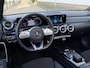Mercedes-Benz A-klasse 180 Premium AMG Line | Pano-Dak/Sfeerverlichting/Camera/18-inch