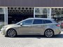 Toyota Corolla Touring Sports 2.0 Hybrid Premium | Trekhaak, Panoramadak, JBL, Matrix LED, 18 inch, Leer, Stoelverwarming
