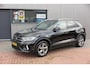 Volkswagen T-Roc 1.5 TSI 150pk DSG R-Line , Fabrieksgarantie t/m 11-2027, Trekhaak afneembaar , Virtual , Stoelverwarming , Ergonimische voorstoel, DAB+ , Carplay, LMV, PDC, Achteruitrijcamera , Parkeerhulp, Stuurwiel multifunctioneel. etc.