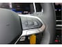 Volkswagen T-Roc 1.5 TSI 150pk DSG R-Line , Fabrieksgarantie t/m 11-2027, Trekhaak afneembaar , Virtual , Stoelverwarming , Ergonimische voorstoel, DAB+ , Carplay, LMV, PDC, Achteruitrijcamera , Parkeerhulp, Stuurwiel multifunctioneel. etc.