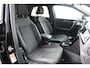 Volkswagen T-Roc 1.5 TSI 150pk DSG R-Line , Fabrieksgarantie t/m 11-2027, Trekhaak afneembaar , Virtual , Stoelverwarming , Ergonimische voorstoel, DAB+ , Carplay, LMV, PDC, Achteruitrijcamera , Parkeerhulp, Stuurwiel multifunctioneel. etc.