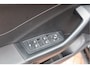 Volkswagen T-Roc 1.5 TSI 150pk DSG R-Line , Fabrieksgarantie t/m 11-2027, Trekhaak afneembaar , Virtual , Stoelverwarming , Ergonimische voorstoel, DAB+ , Carplay, LMV, PDC, Achteruitrijcamera , Parkeerhulp, Stuurwiel multifunctioneel. etc.