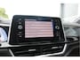 Volkswagen T-Roc 1.5 TSI 150pk DSG R-Line , Fabrieksgarantie t/m 11-2027, Trekhaak afneembaar , Virtual , Stoelverwarming , Ergonimische voorstoel, DAB+ , Carplay, LMV, PDC, Achteruitrijcamera , Parkeerhulp, Stuurwiel multifunctioneel. etc.