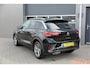 Volkswagen T-Roc 1.5 TSI 150pk DSG R-Line , Fabrieksgarantie t/m 11-2027, Trekhaak afneembaar , Virtual , Stoelverwarming , Ergonimische voorstoel, DAB+ , Carplay, LMV, PDC, Achteruitrijcamera , Parkeerhulp, Stuurwiel multifunctioneel. etc.