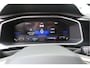 Volkswagen T-Roc 1.5 TSI 150pk DSG R-Line , Fabrieksgarantie t/m 11-2027, Trekhaak afneembaar , Virtual , Stoelverwarming , Ergonimische voorstoel, DAB+ , Carplay, LMV, PDC, Achteruitrijcamera , Parkeerhulp, Stuurwiel multifunctioneel. etc.